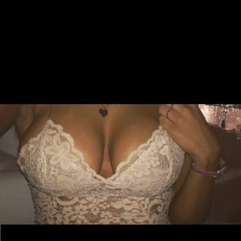 Profil de Chelly, 25 ans, Escort duo à Meix-devant-Virton (Luxembourg)